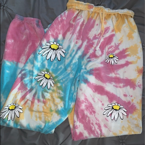 NWOT Zumiez Tie Dye Sweatpants - Picture 2 of 6